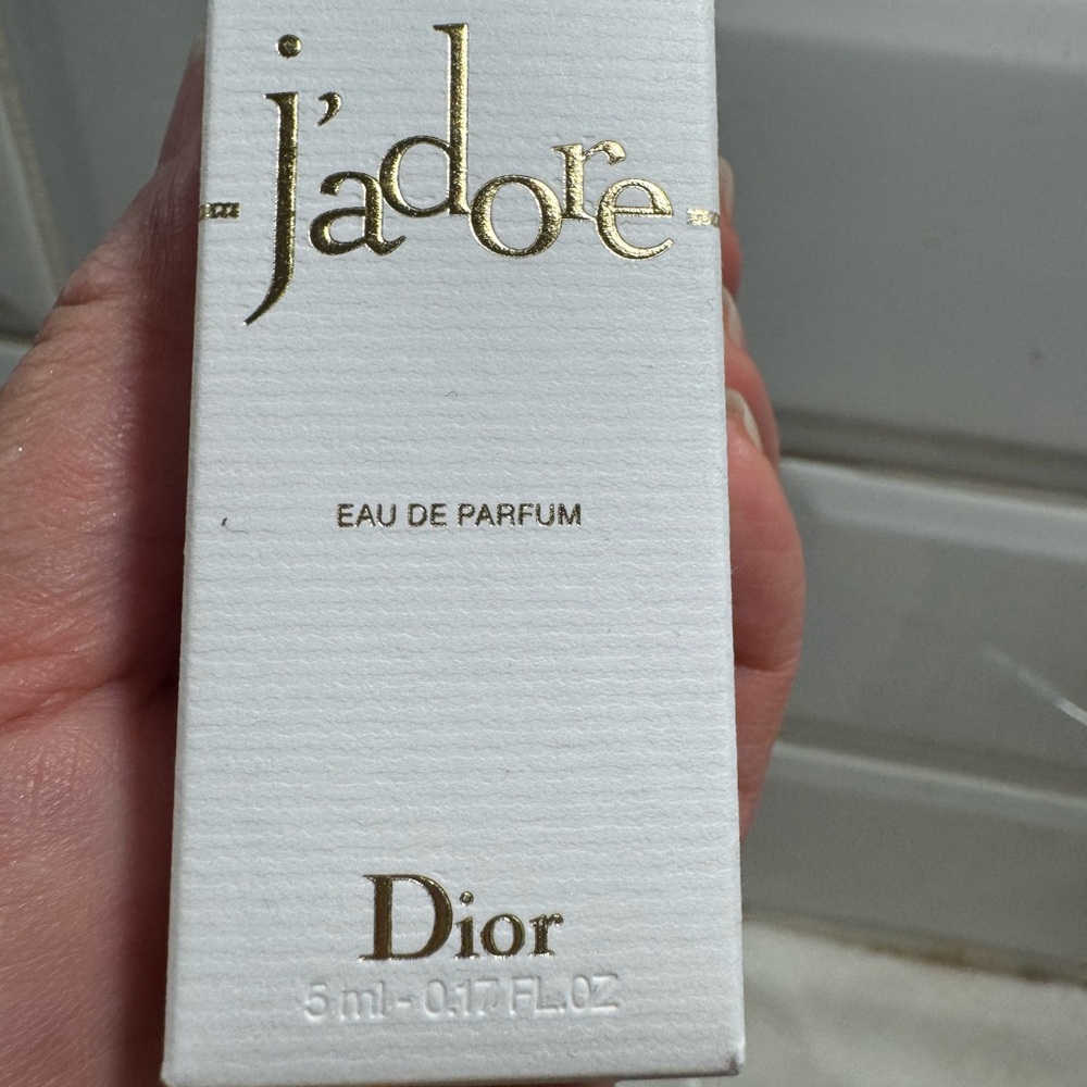 Dior J'adore Eau de Parfum 5ml - White and Gold
